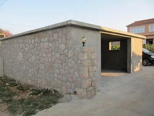 Pasman Apartamento Banj