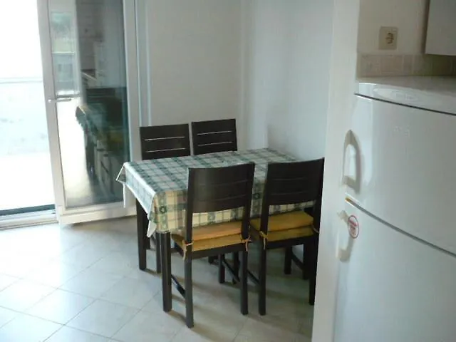 Apartamento Pasman Banj